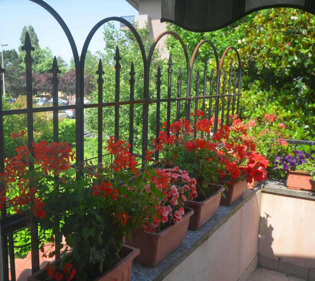 Villa Marisa Pavia Exteriér fotografie